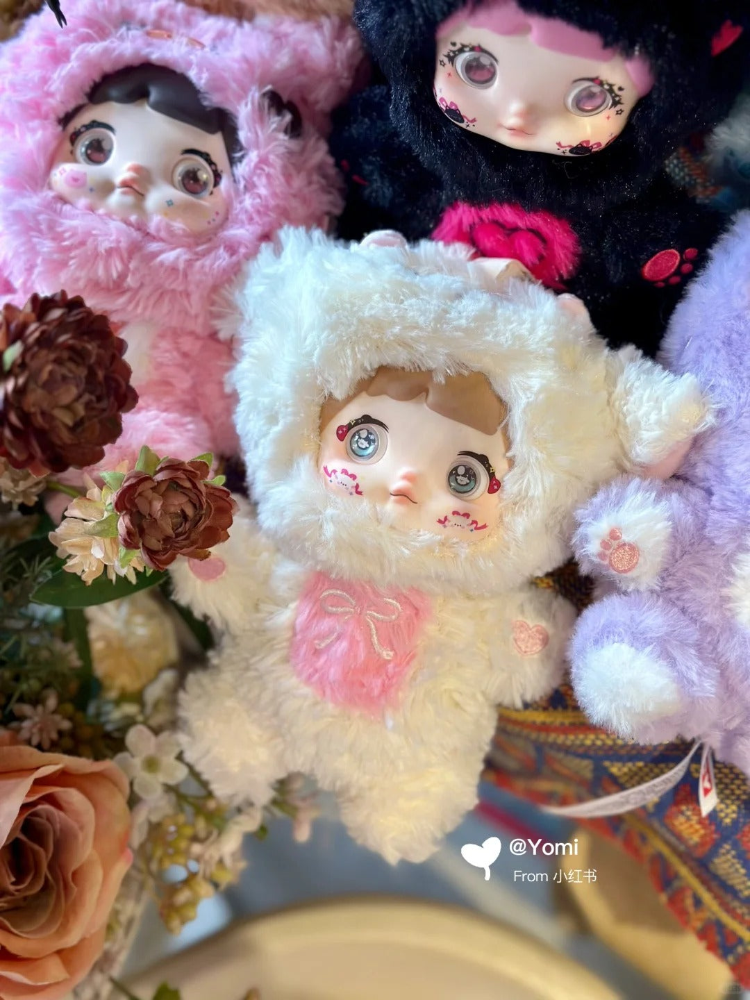 NOMMI Plüsch-Überraschungsbox „Loveliness Never Ends“